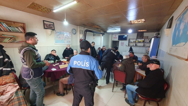 Emniyet Müdürlüğü  Alaçamlı vatandaşlarımızı hırsızlık ve dolandırıcılığa karşı bilgilendirdi.