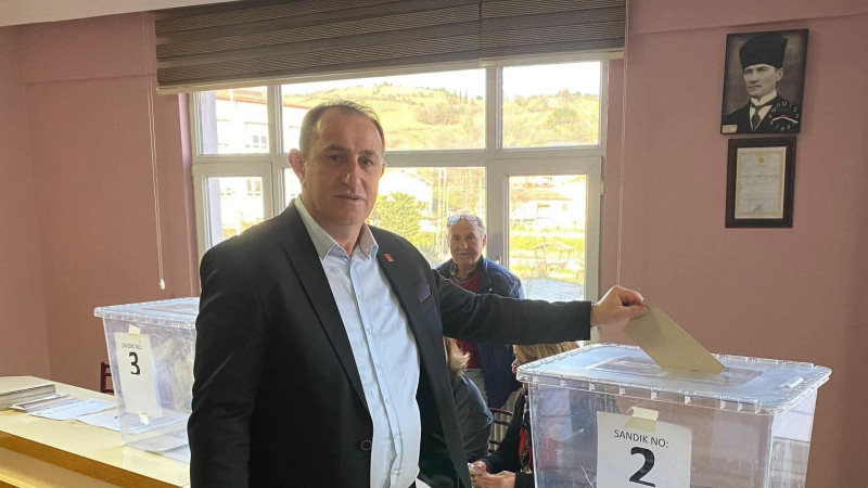 Alaçam CHP ve İYİ Parti'de kongre çalışmaları devam ediyor.