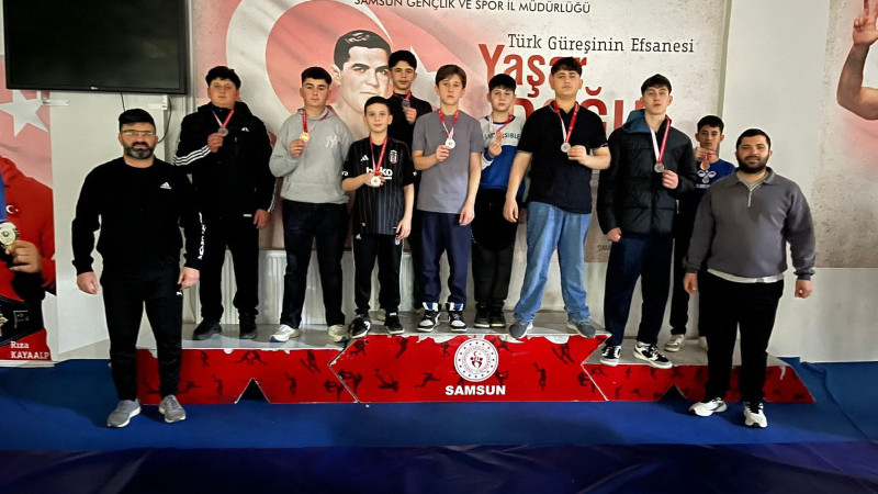 Minderin Aslanlarından 9 Madalya 